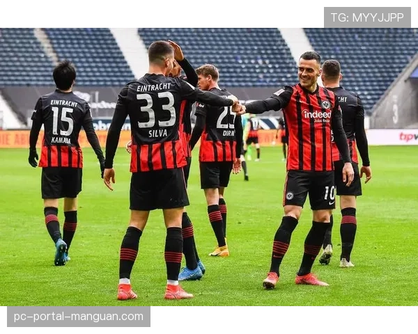 法兰克福0-0战平勒沃库森，双方门将均获评高分