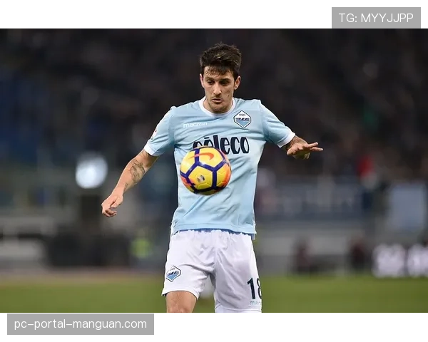 “官方：拉齐奥与中场核心阿尔贝托完成续约，新合同至2028年”